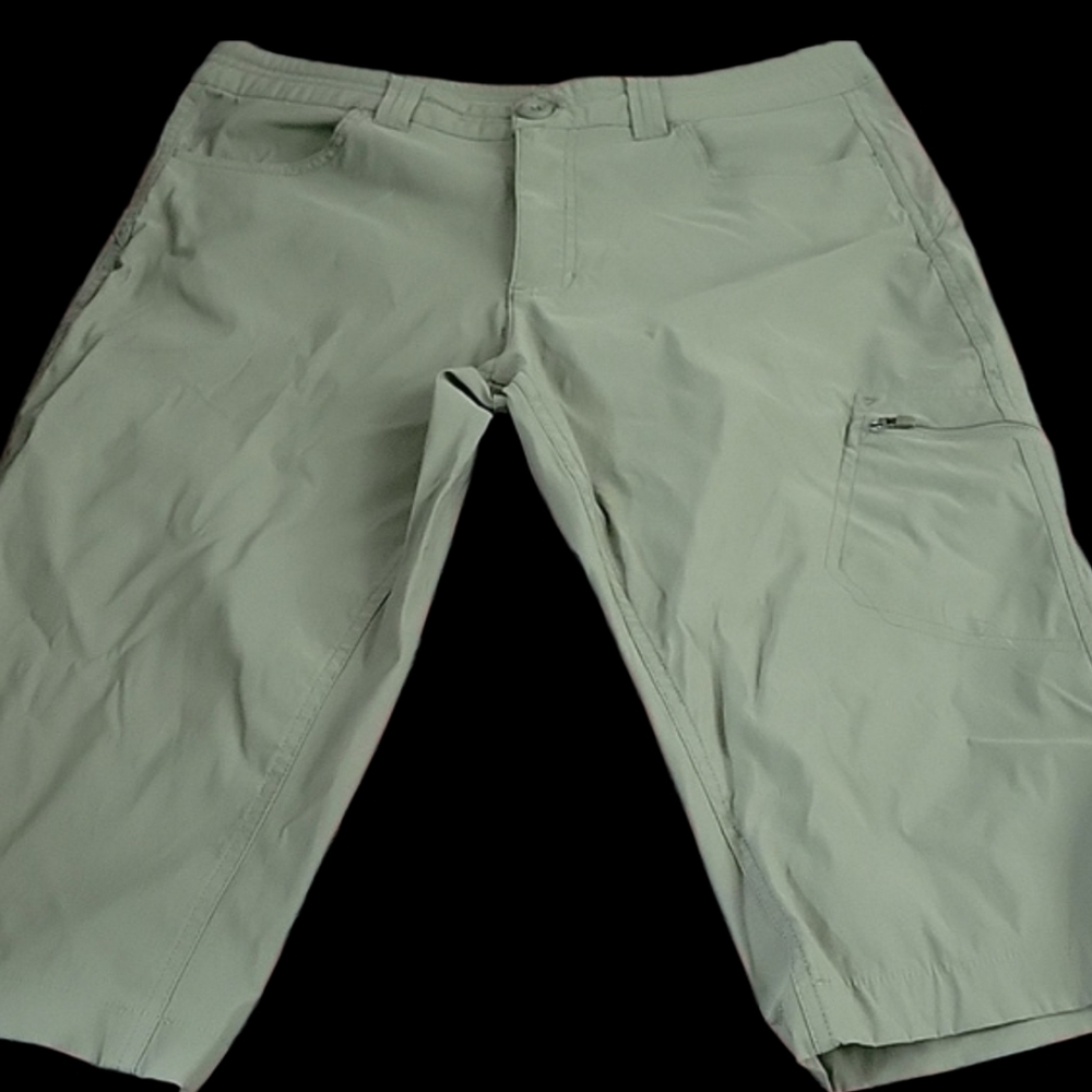 Eddie Bauer Olive Cargo Capris